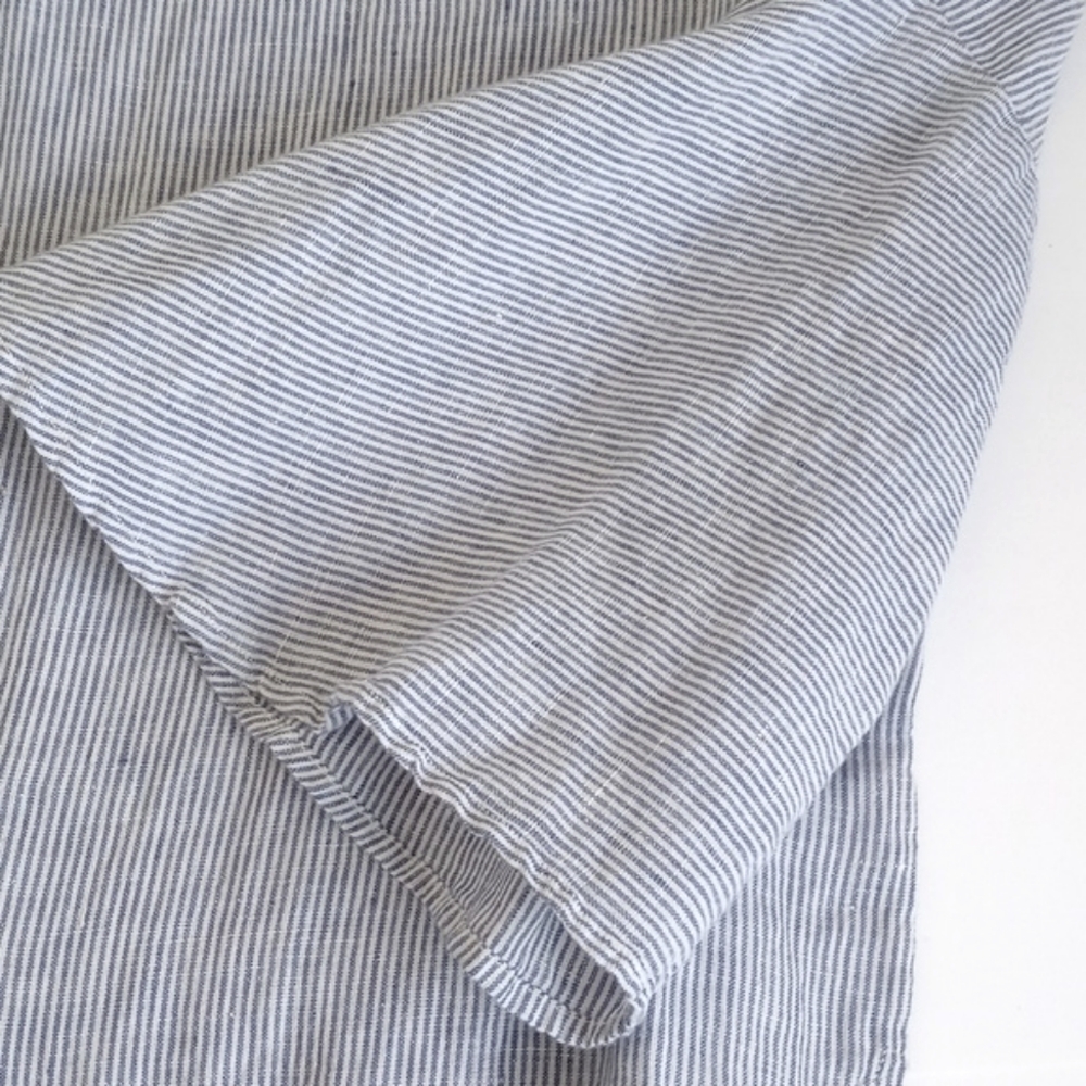 Cynthia Rowley 100% Linen Blue & White Pinstripe Bell Sleeve Top M - Picture 7 of 10